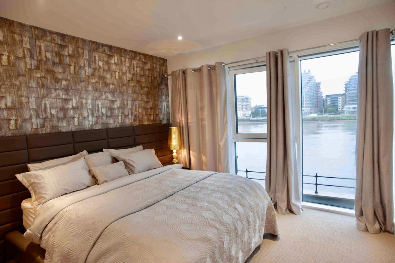 Thames Riverside In Apartment
